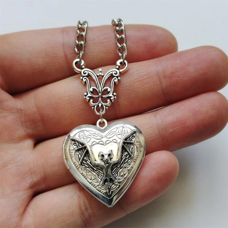 small necklace