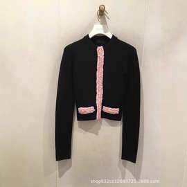 现货式黑色重工钉珠针织衫女秋冬新款设计感小众小香风显瘦毛衣