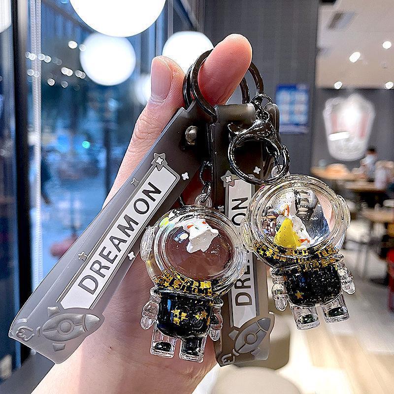 30 Days 1237 Pieces Crystal Floating Astronaut Keychain Men's Creative Black Gold Spaceship Astronaut Book Manufacturer Dropshipping