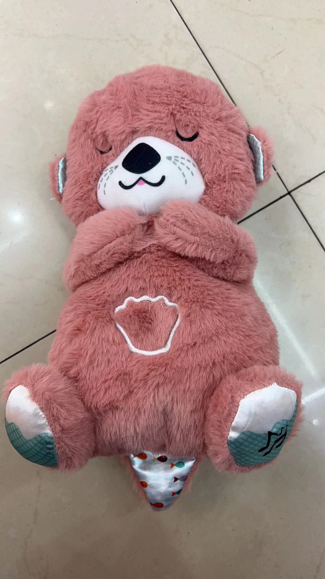 (Vaya al enlace para obtener más detalles para realizar el pedido) Otter Sleeping Music Doll Calma el juguete de peluche Baby Sleeping Artee