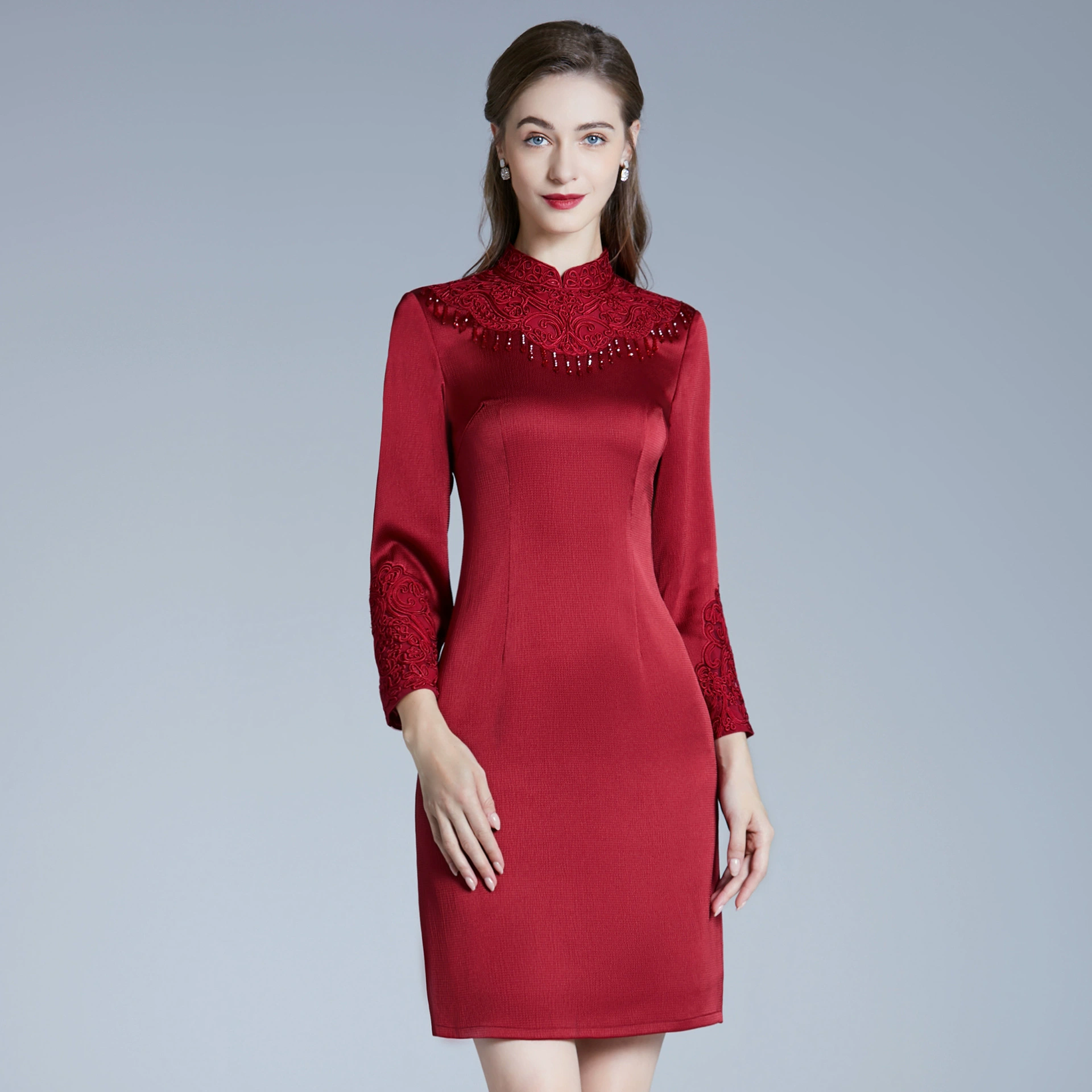 Шэньчжэнь высокого класса свадебное платье Красный мать-в-законе платье плюс размер платье 2022 осень новое платье оптом