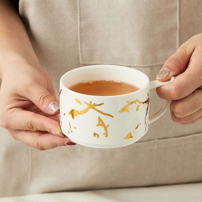 Creativo dorado Taza de cerámica taza hogar tridimensional apilada taza de cuatro piezas con marco de hierro taza de agua de café