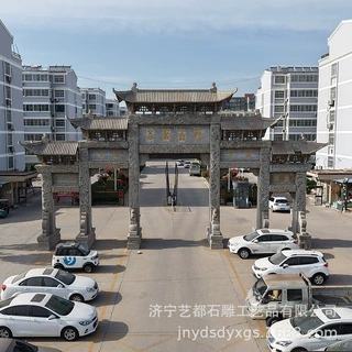 定制青石仿古石牌坊浮雕龙柱石门寺庙景区新农村路口雕塑价格优惠