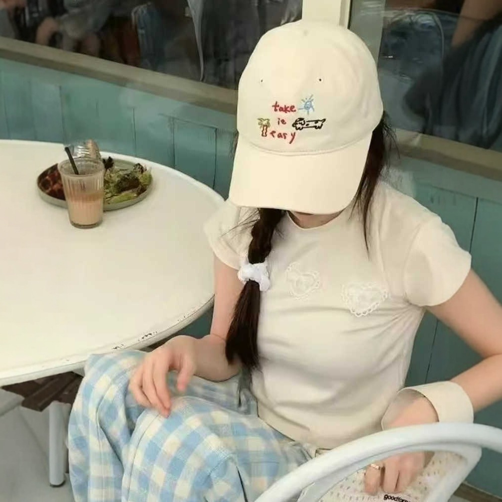 Coco perrito bordado sombrero de béisbol estereoscópico mujer 2025 nuevo lindo sombrero de sombrero de visor para mostrar la cara pequeño sombrero de boca de pato protector solar