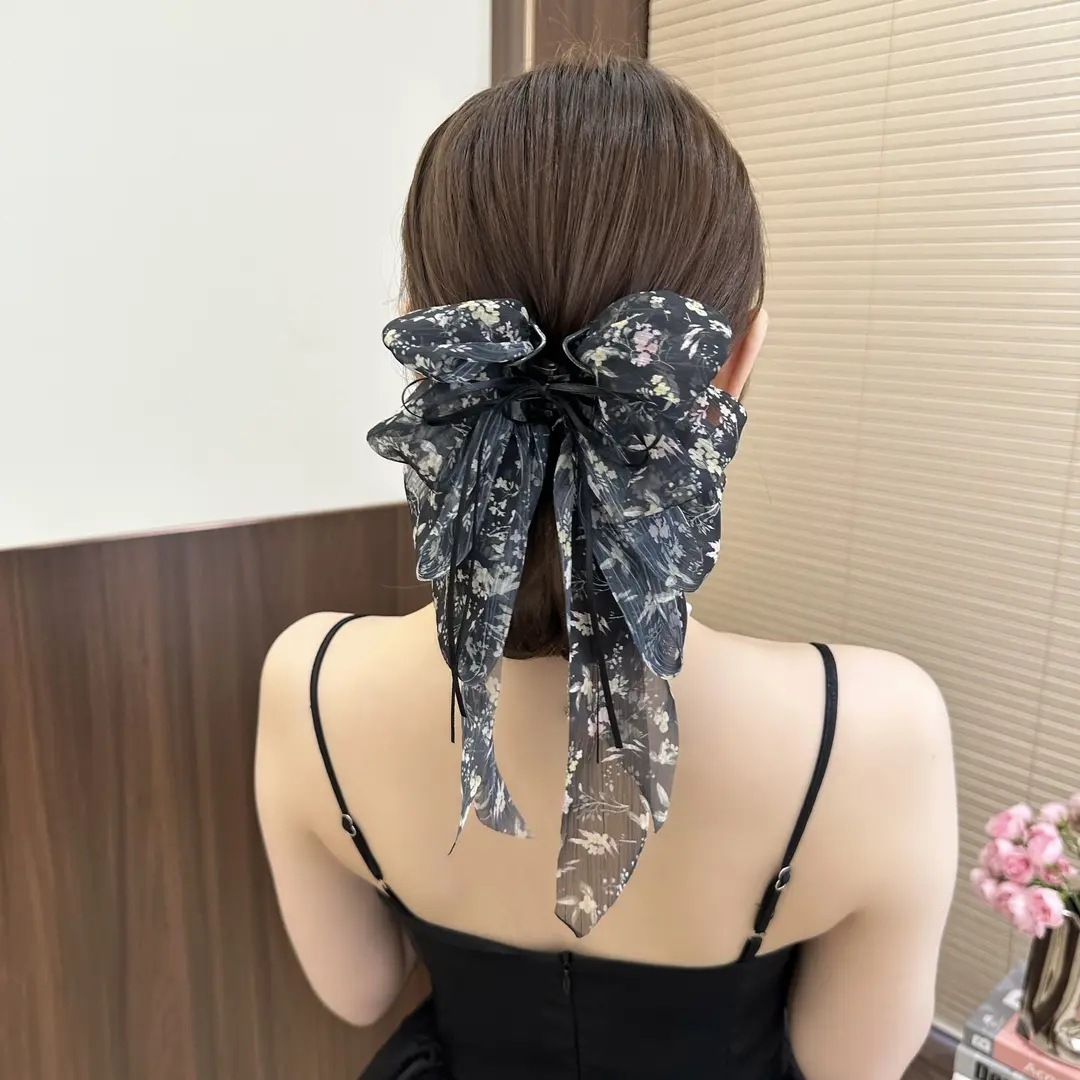 Satín de alta sensación, arco negro grande, clip de tiburón, toque de cabeza, clip de nube, clip de agarre, clip de cabello, tarjeta de cabello de mujer