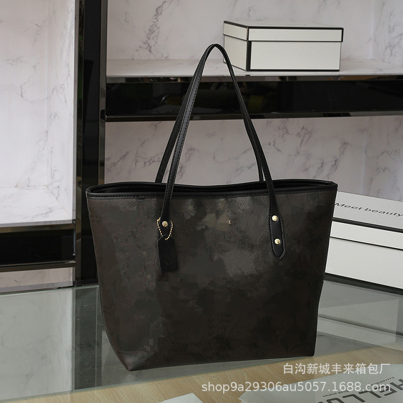 New Shoulder Bag, Classic Printed Tote Bag, Large Capacity Shoulder Shopping Bag, Fashionable and Stylish Women's Bag Backpack