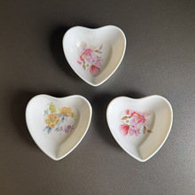 �|�ρ��ܰ��´ɲ;߮���С���������u���{ζ��С�˵��c�ĵ��S��