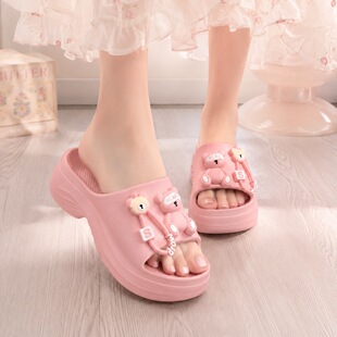 ����С�ܺ�ײ�ʺ��һ�����ļ�Ůʿ�Ӽ��⴩�r�аٴ�������m��Ь