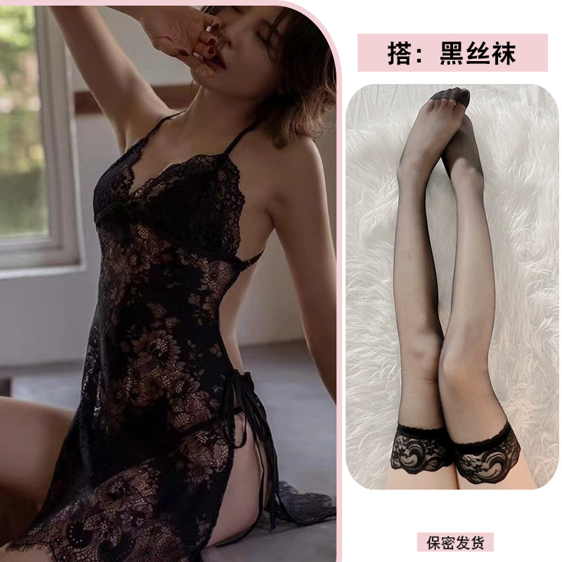 블랙 + 블랙 스타킹