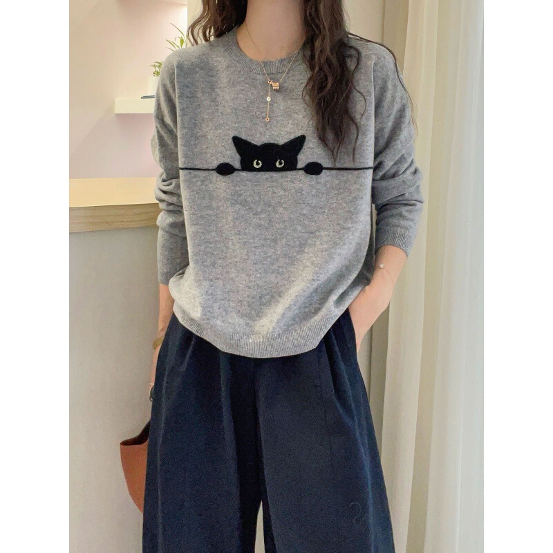 Gray Simple Cartoon Cat Jacquard Round Neck Knitwear for Women Autumn and Winter New Loose Slimming Look Versatile Knitwear Top