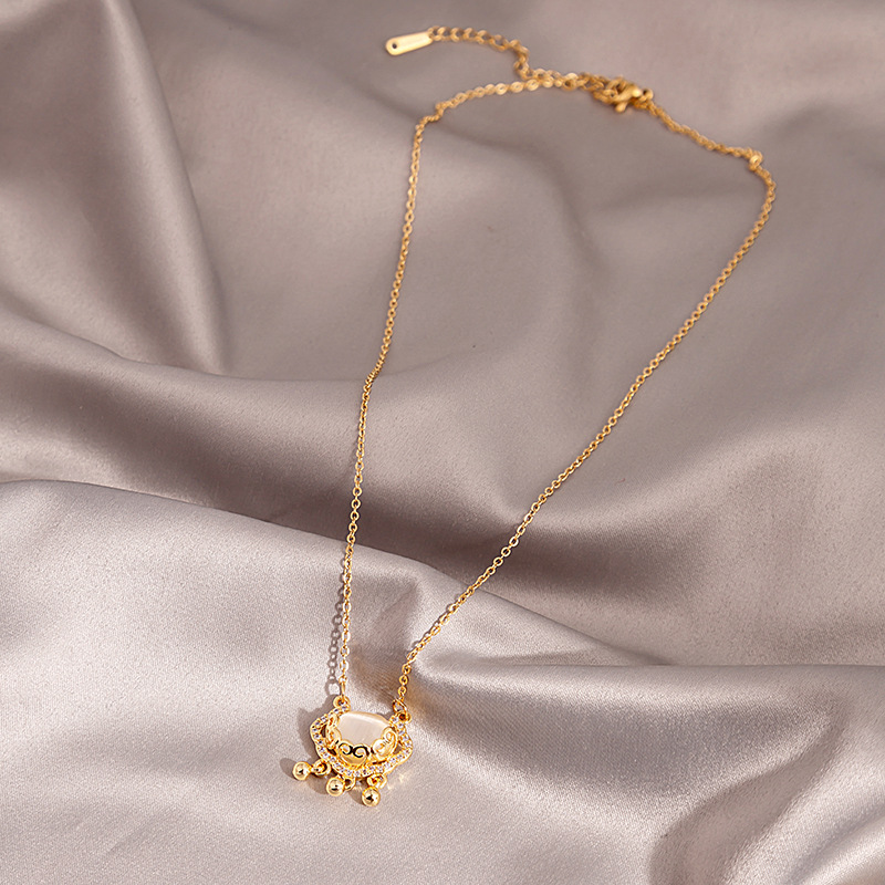 Daily Occasion 304 Stainless Steel Material Solid Color Pattern Basic Solid Color Alloy Titanium Steel Inlay Rhinestones Women's Pendant Necklace