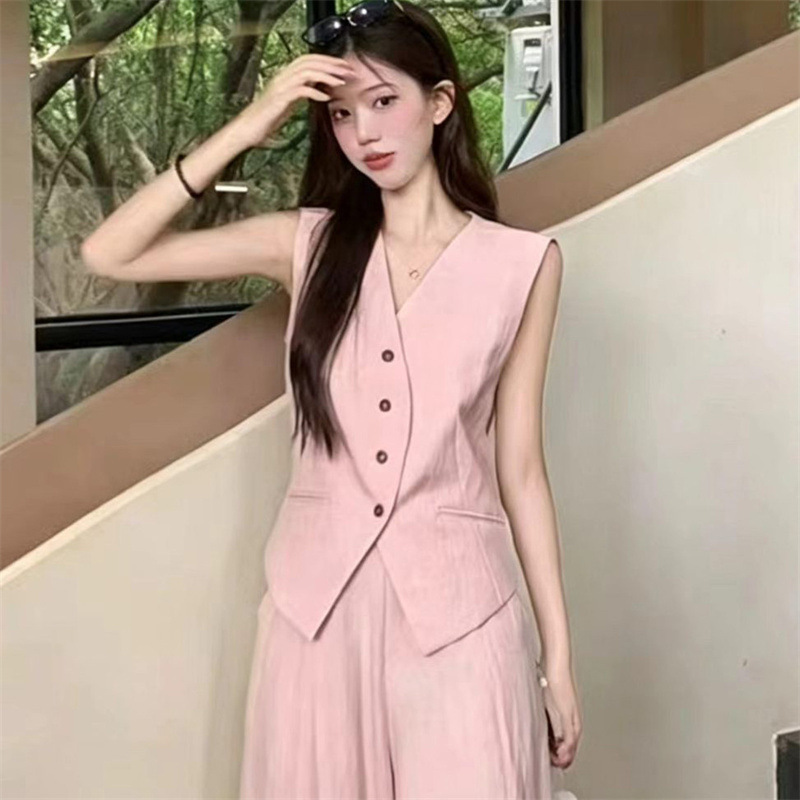 Plus-Size Women's French-Style Elegant and Sophisticated Refreshing Outfit 2026 New Old Money Style Vest and Wide-Leg Pants Two-Piece Set
