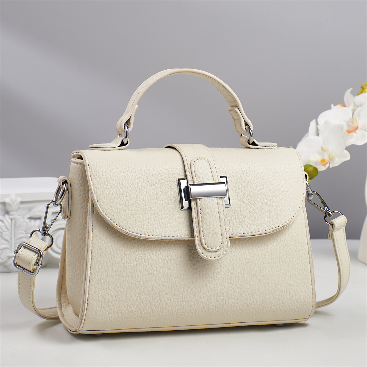 Bolso de madre de moda estilo caliente de comercio exterior 2025 verano nuevo mensajero de un solo hombro bolso de todo fósforo para mujer