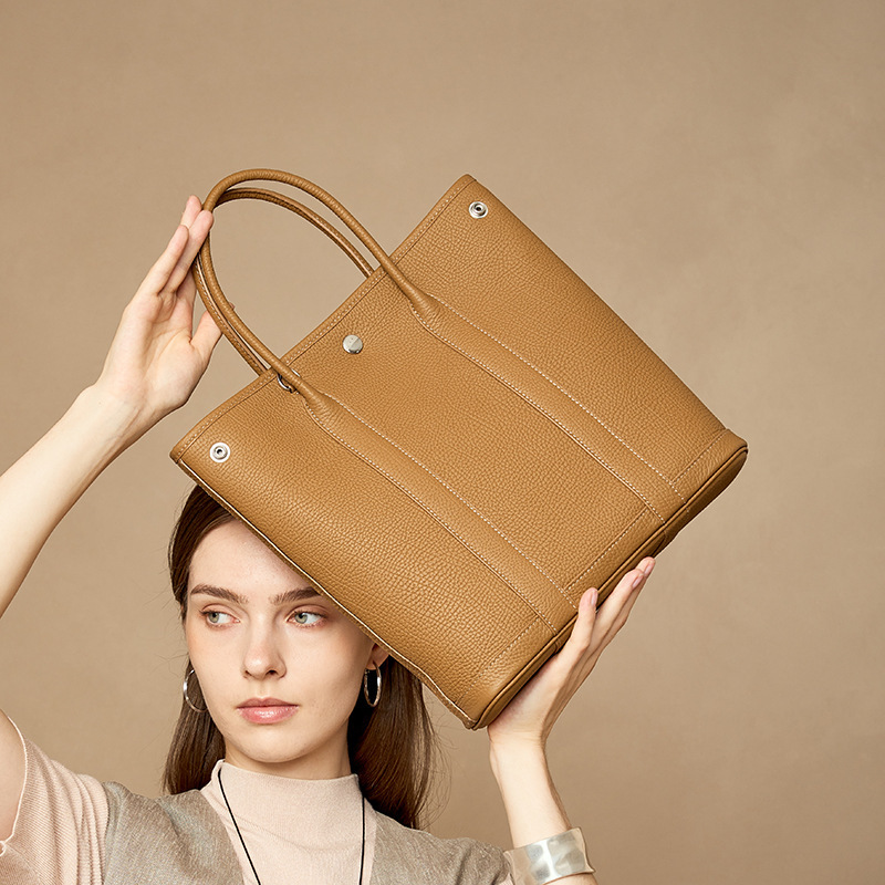 Cross-Border High-Definition First-Layer Cowhide Garden Bag Notebook Tote Shoulder High-End Women's Large-Capacity Commuter Handbag