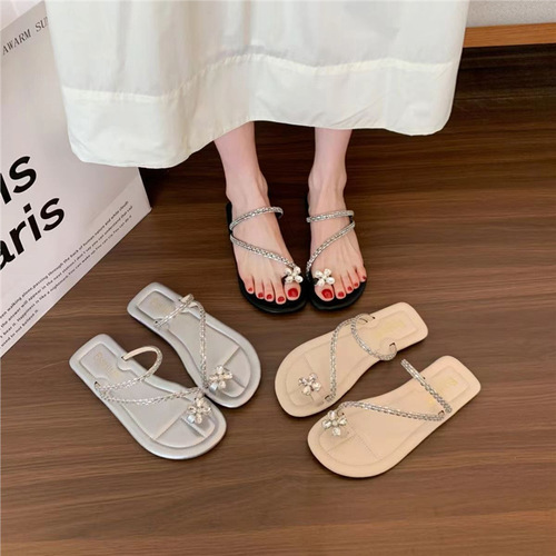 Sandals with flat French fairy shoes, soft soles for summer, matching dresses, toe-water diamond sandals for summer
