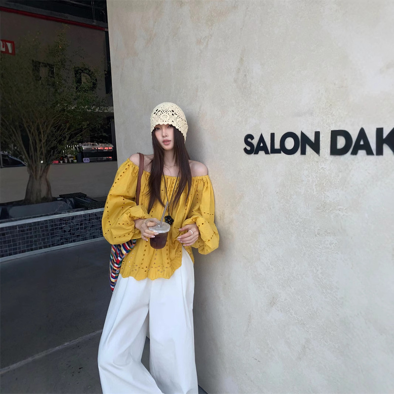 French Style Elegant Lace Hollow Shoulder Shirt Women's Spring and Summer 2025 New Design Sense Lantern Sleeve Loose Top