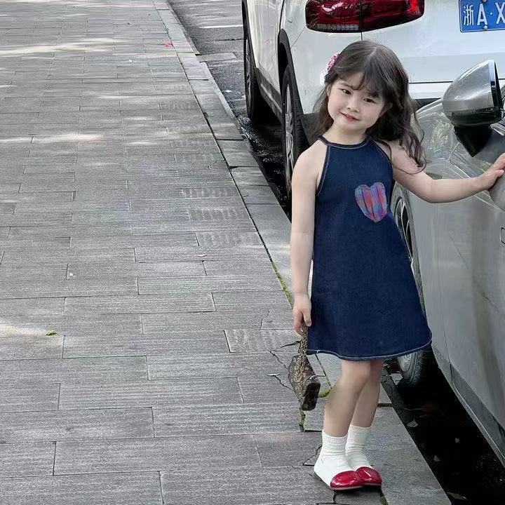 2025 New Girls Thin Suspender Dress Summer Cute and Fashionable Baby Skirt Children's Summer Denim Skirt
