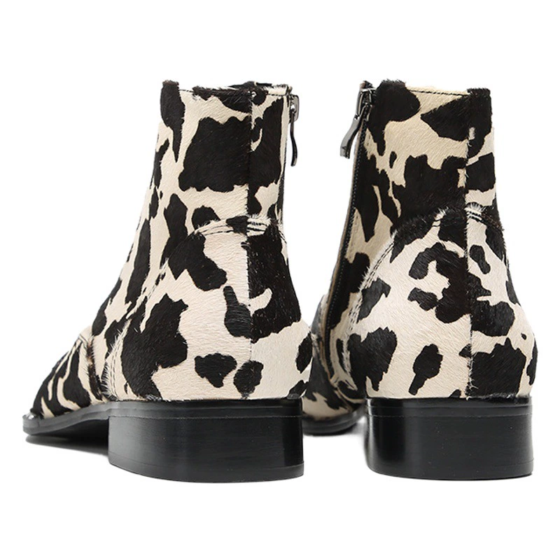 2023 Европейские и американские новые сапоги в стиле ретро со змеиным рисунком и острым носком, средний каблук, цвет, соответствующий западным ковбойским сапогам, сапоги с вышивкой на высоком каблуке для мужчин