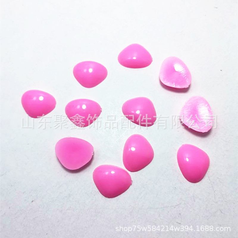 平底三角鼻子粉