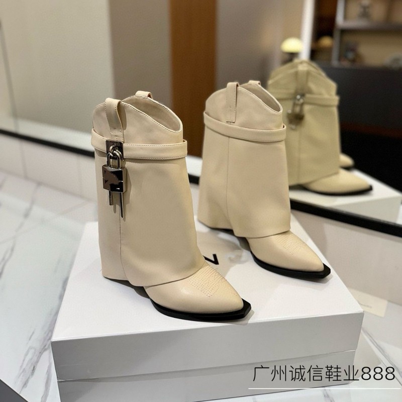 对版2025秋冬坡跟增高显瘦鲨鱼靴纪家金属锁扣瘦瘦靴裤管靴女靴子|undefined