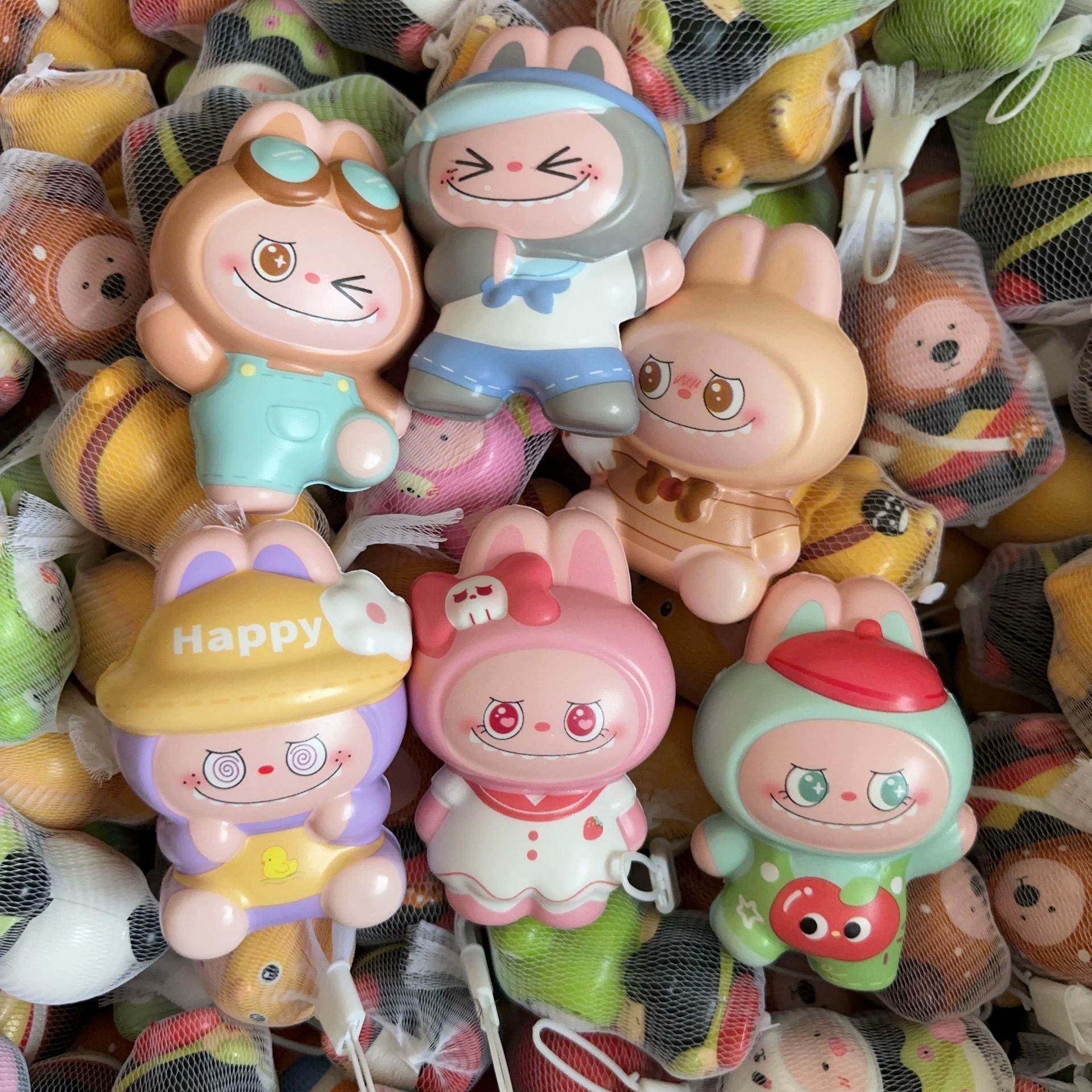 Трансграничная горячая распродажа Labbu вечеринка медленного отскока куклы labubu щепотка музыки декомпрессии артефакт детские игрушки подарки