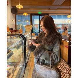 欧货皮毛一体牛仔派克服女短款复古做旧擦色毛毛外套冬季加厚棉衣