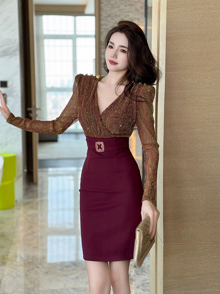 Váy bodycon cổ chữ V ôm eo giả hai mảnh phong cách trưởng thành — Màu vàng táo tàu