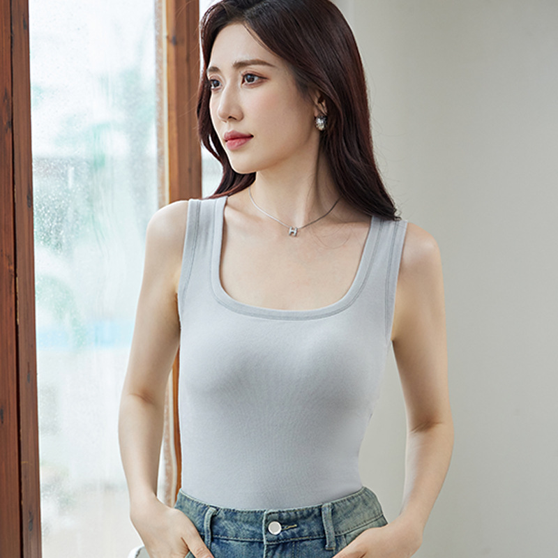 ネットで話題のタイトフィットノースリーブ保温シームレス8812秋冬新作レディースベスト