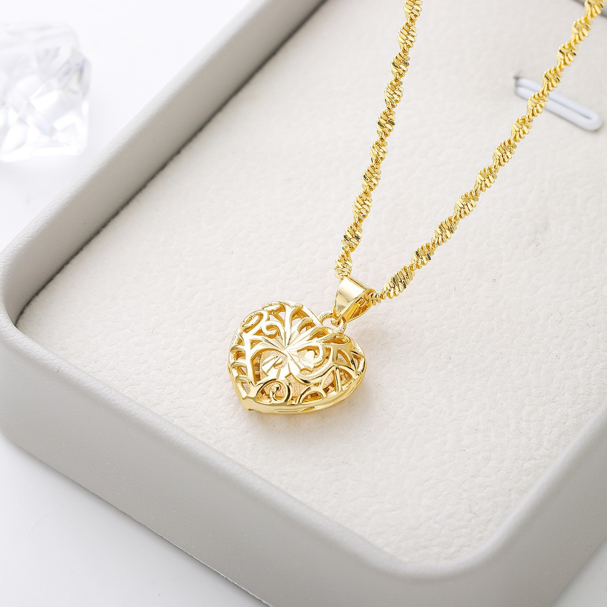 (high quality) k403-a love necklace gold [1 piece]