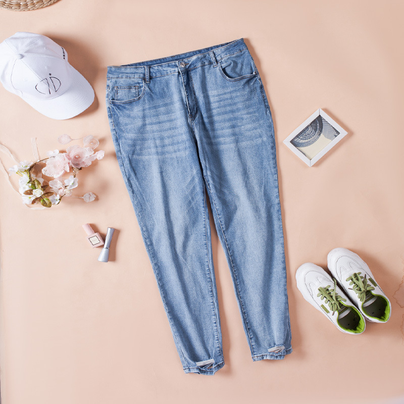 时颖欧美中腰牛仔裤女秋新款浅蓝色大码显瘦显高破洞休闲小脚裤女