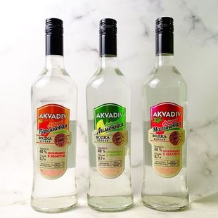 ������@��֮ˮ���ؼә��ʸ���ݮ����AKVADIV�M��700ml