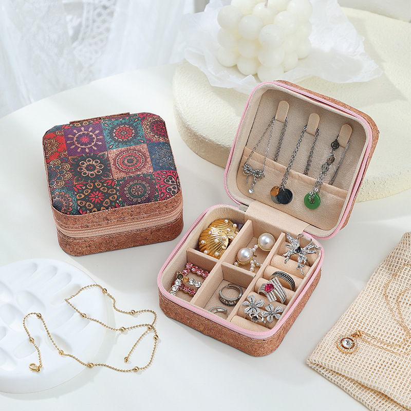 Portable Jewelry Storage Box Valentine's Day Gift Packaging Box Earring Ring Necklace Jewelry Box Decorative Mini Box