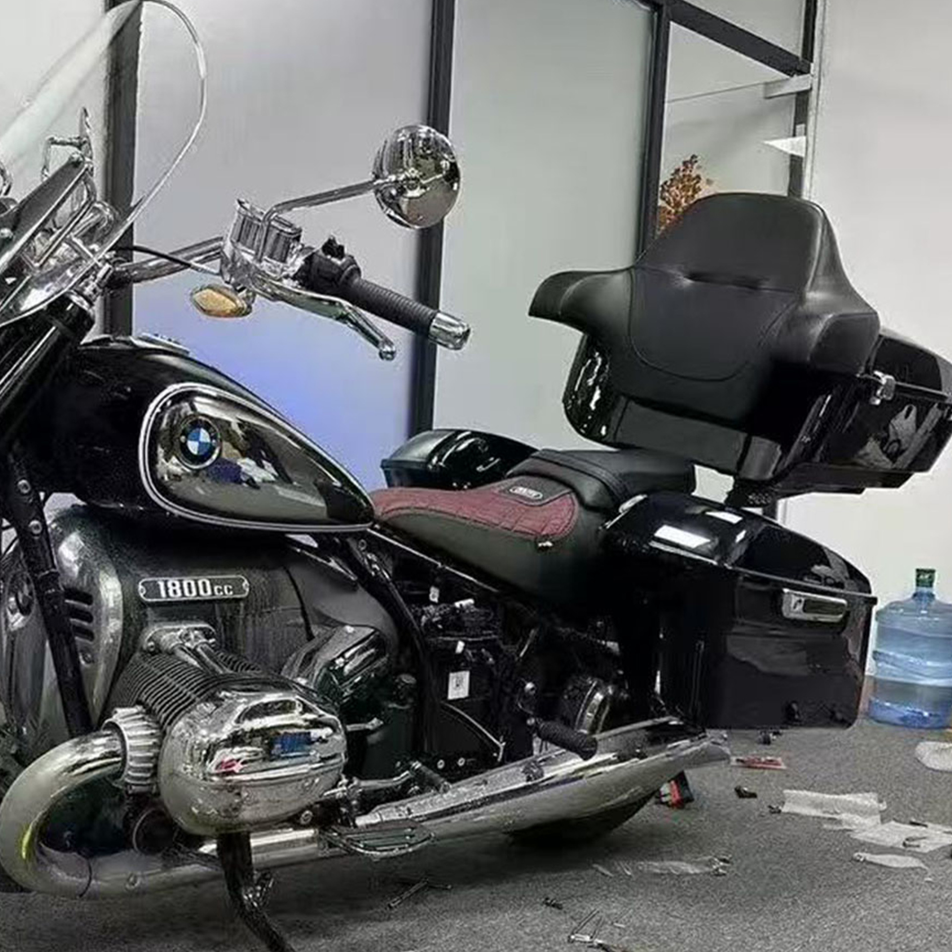 Suitable for Bmw R18 Dreamer Founder Edition Modified Quick-Release Rear Trunk Storage Box with Backrest