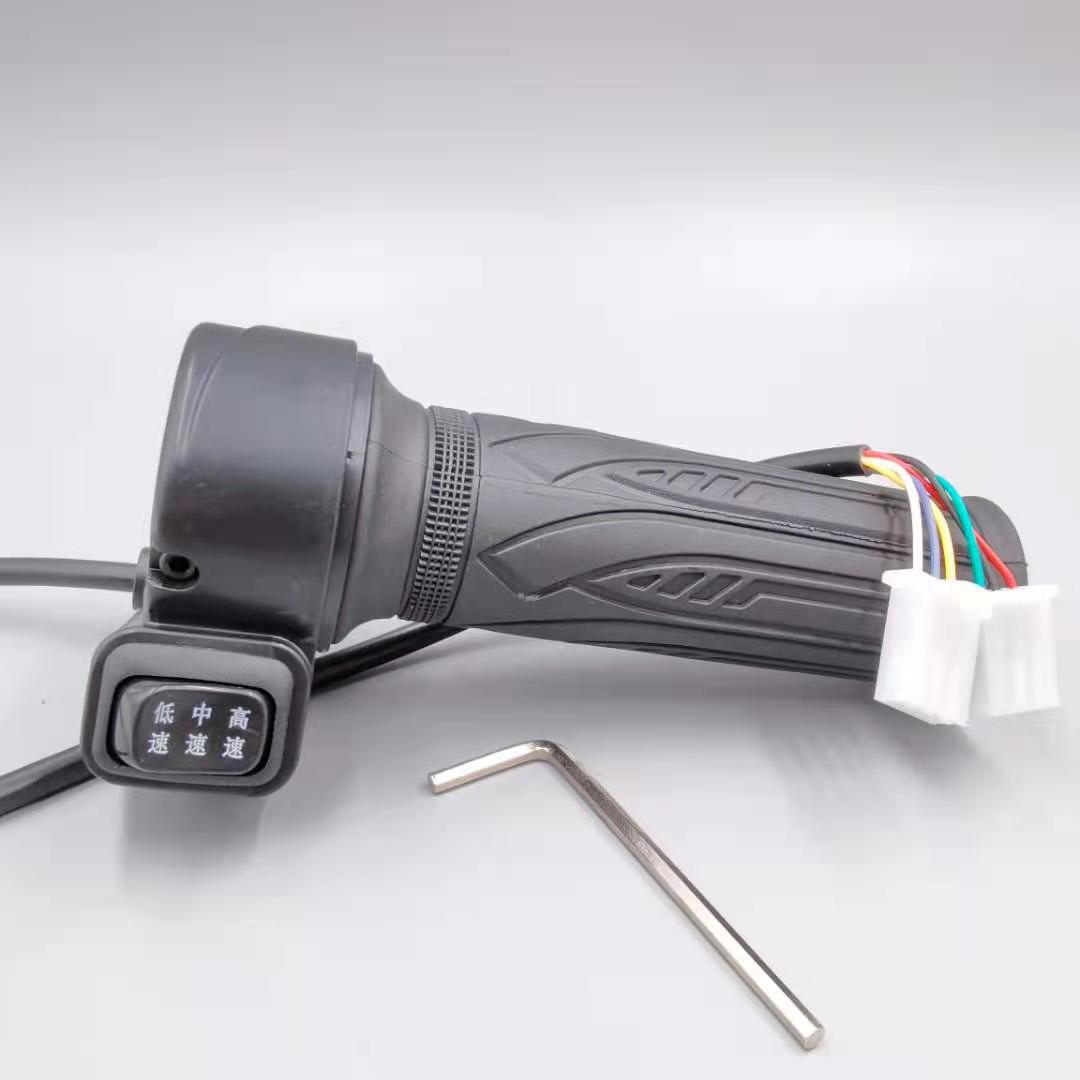 Manija de la bicicleta eléctrica manija de la puerta del aceite batería controlador de velocidad del coche manija de aceleración triciclo que invierte la manija de tres velocidades