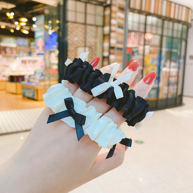 black and white pleated scrunchie