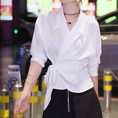 现货厂家批发  时髦洋气白色翻领收腰系带气质高JI感长袖衬衫女