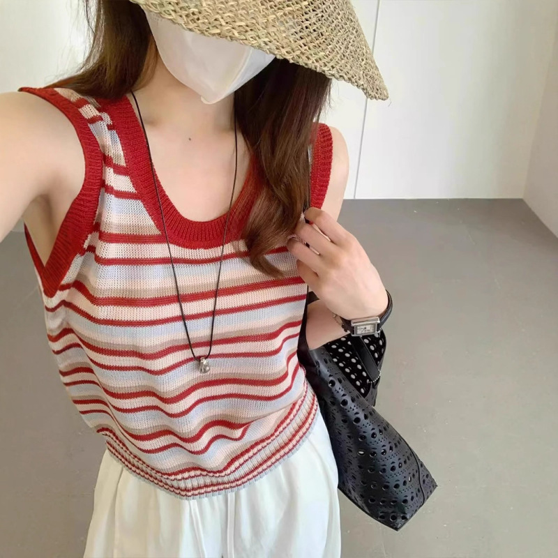 Red Striped U-Neck Tank Top for Women, Summer Outerwear, Stylish Loose Short Knit Sleeveless Top, Thin