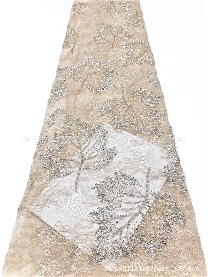 Nuevo encaje de hoja de arce hecho a mano tela de cuentas de clavado sequilla cola de pescado vestido de brindis cena anual vestido de tela en stock