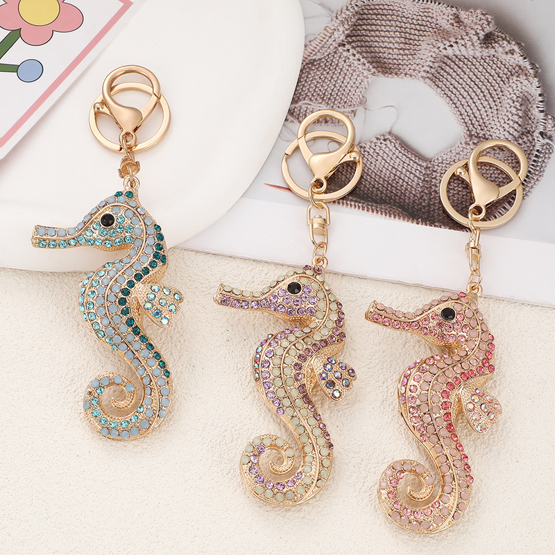 New Colorful Diamond-Encrusted Snake Car Pendant Creative Seven-Color Snake Keychain Bag Charm Small Gift Wholesale New Colorful Diamond-Encrusted Snake Car Pendant Creative Seven-Color Snake Keychain Bag Charm Small Gift Wholesale
