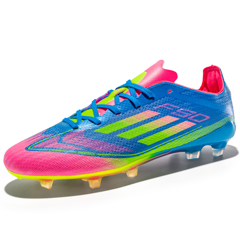 2025 nueva moda transfronteriza zapatos de entrenamiento deportivo transfronterizos clavos cortos bajos estudiantes fábrica de zapatos de fútbol juvenil