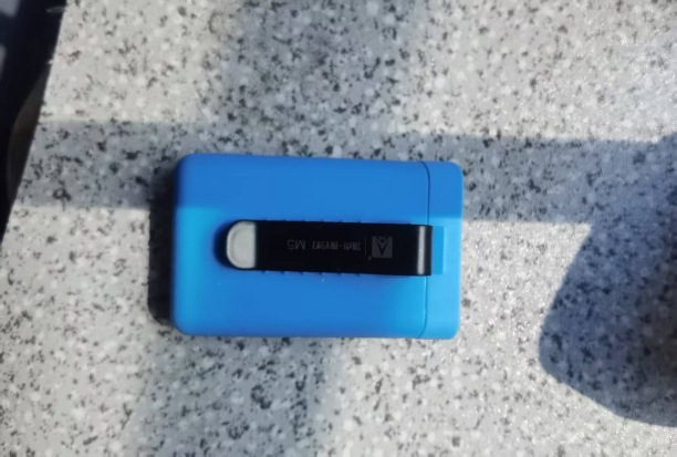 Iron clip