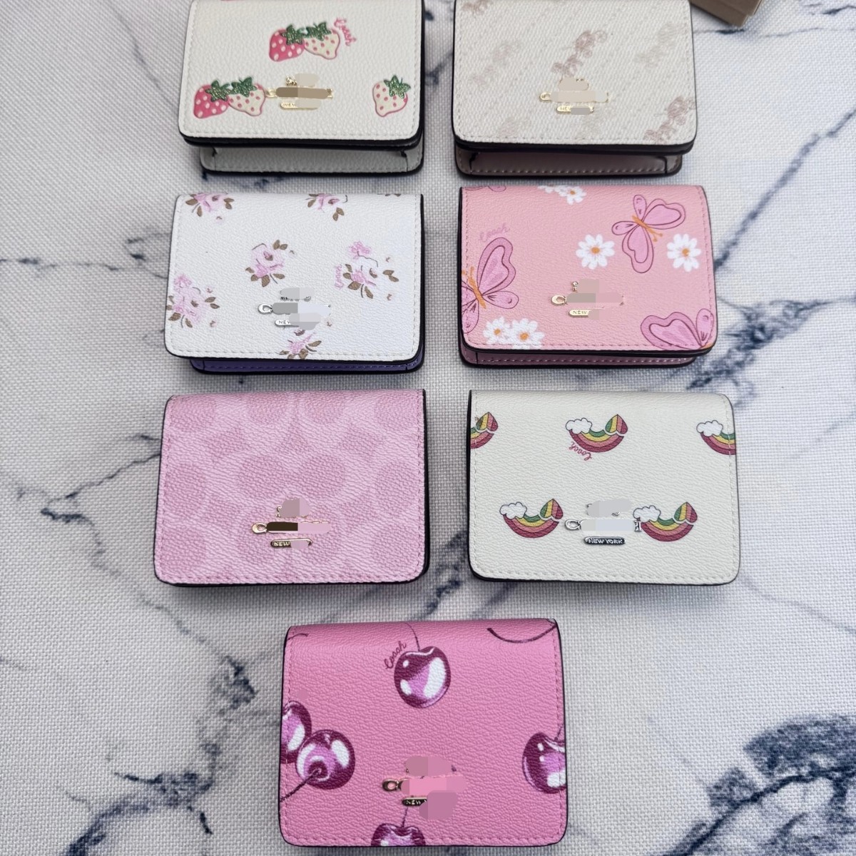 C家新款女士小碎花短款斜挎零钱包简约百搭链条小方包礼盒包装