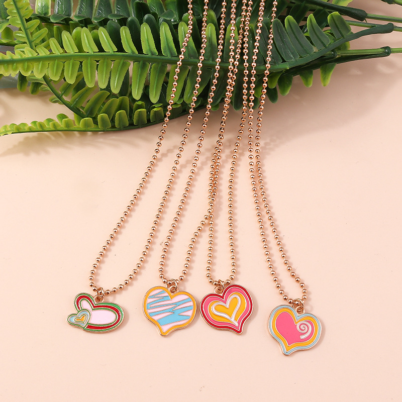 Girl'S Gender Vacation Classic Style Heart Shape Zinc Alloy Ball Chain Pendant Necklaces Wholesale