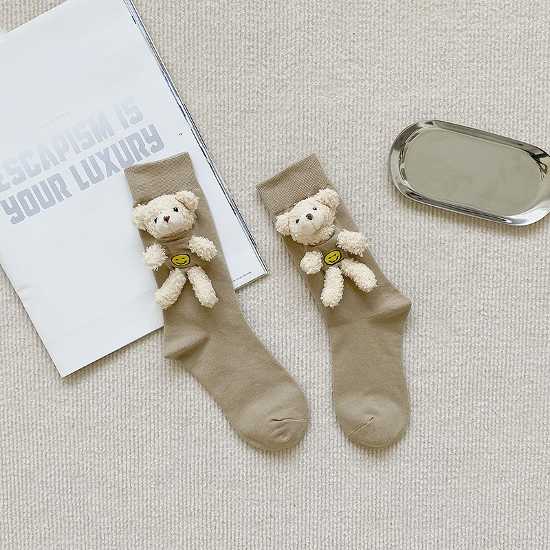 Calcetines de mujer primavera y verano color caramelo tridimensional nueva moda calcetines europeos mujeres ins lindo oso tridimensional calcetines estilo coreano
