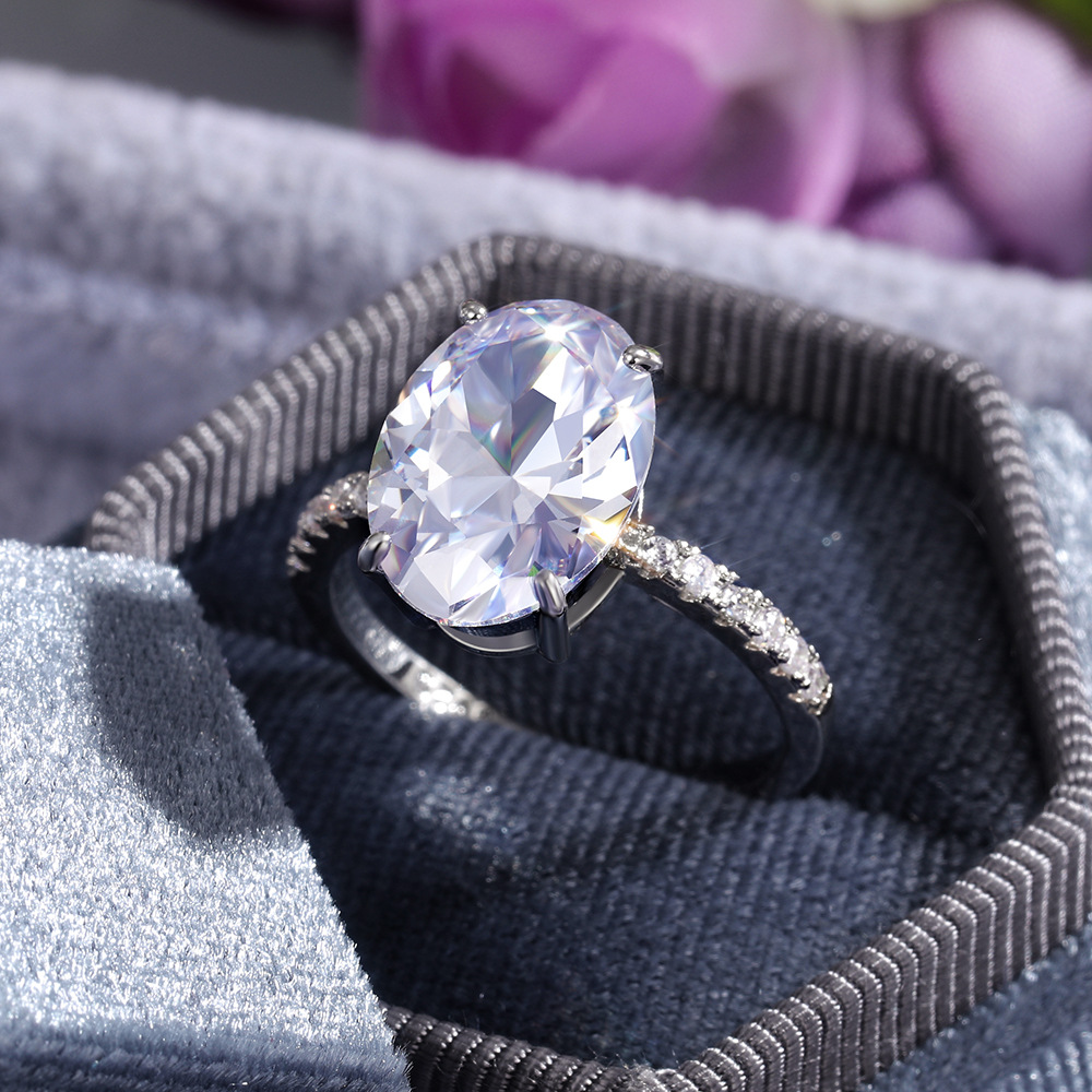 Classic Oversized Shining Zircon Ladies Ring Copper Engagement Ring_voghion.com