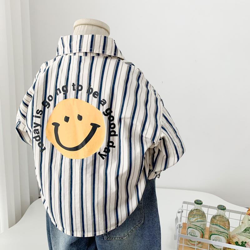 2026 nuevo estilo de niños extranjeros niños de moda coreana camisa de manga larga para niños primavera y otoño camisa de fondo de algodón