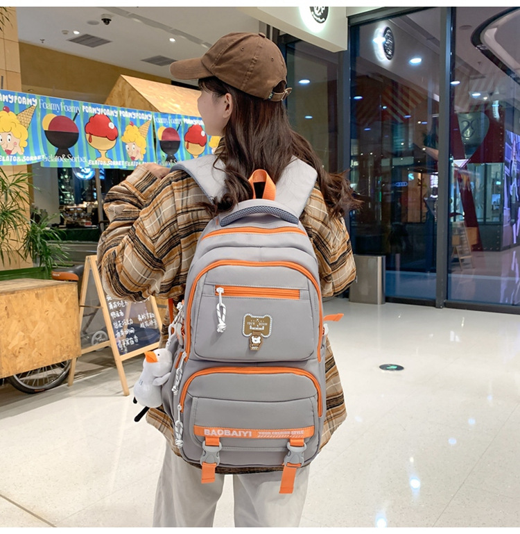 Exquisite schoolbag, large-capacity lightweight backpack for both men and women, backpack for 2024 junior high school, senior high school and college students, for commuting undefined