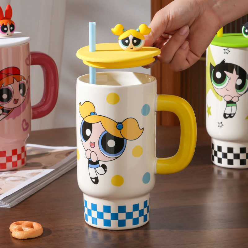 Auténtica taza de cerámica de la pequeña policía de la familia encantadora taza de gran capacidad con cubierta de paja taza de agua taza de dibujos animados