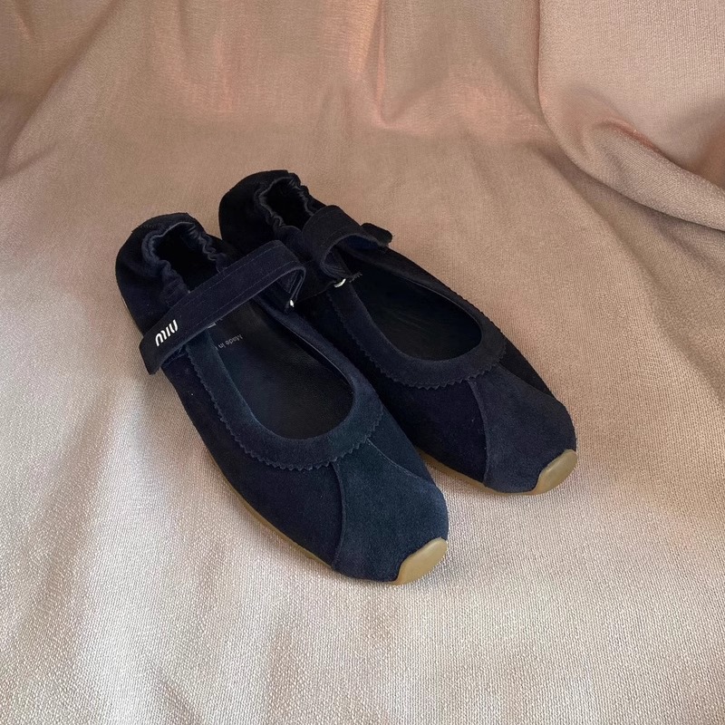 Versatile Women's Mary Jane Ballet Flats With Soft Sole & Velcro_voghion.com