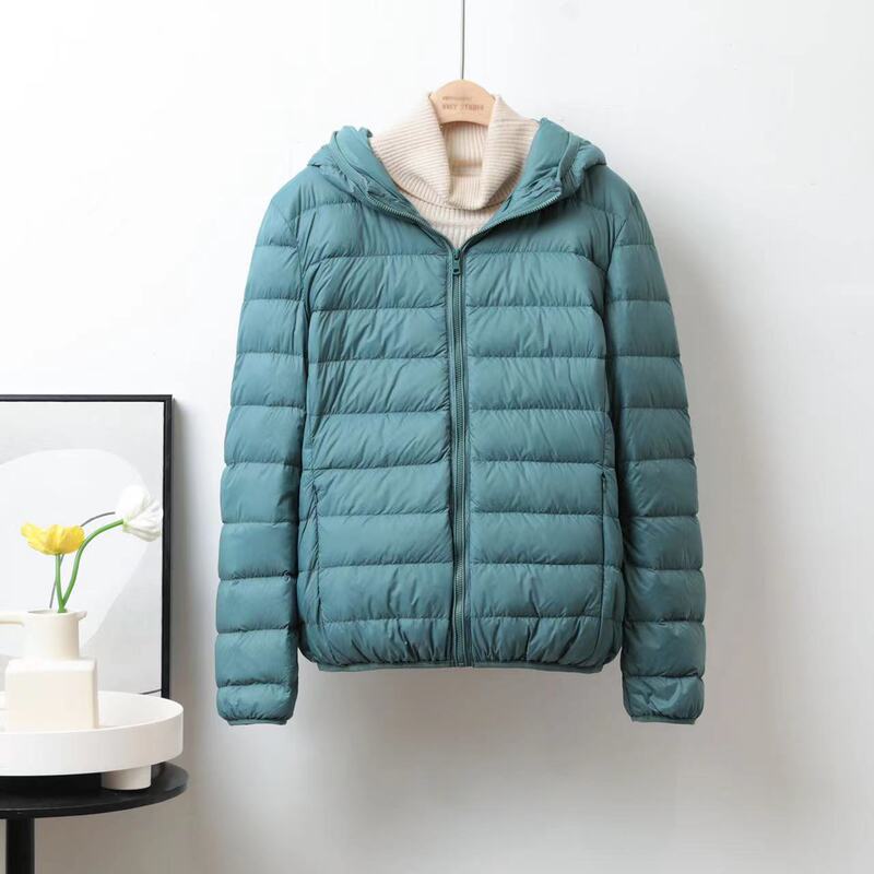 Down Jacket Women's Light short hooded 2022 new winter 90 white duck down collar ultra-light portable jacket